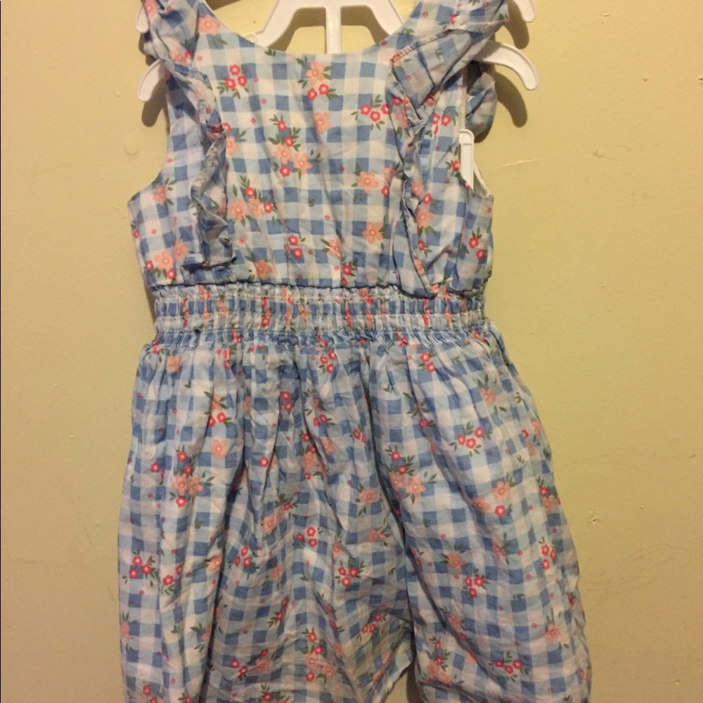 Girl dress